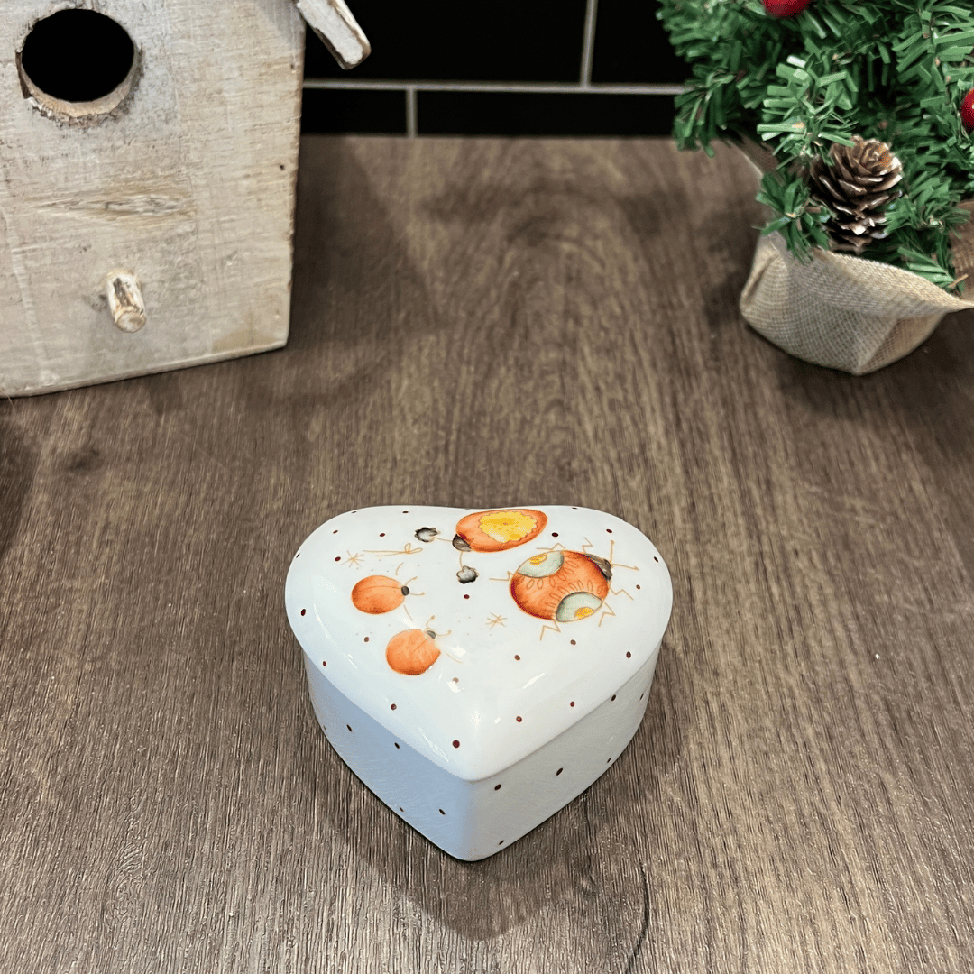 Caja corazón de porcelana con mariquitas 7x3cm alto