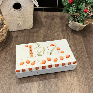 Caja rectangular de porcelana "Paz" mariquitas