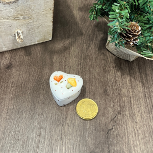 Mini cajita corazón con cupcake amarillo