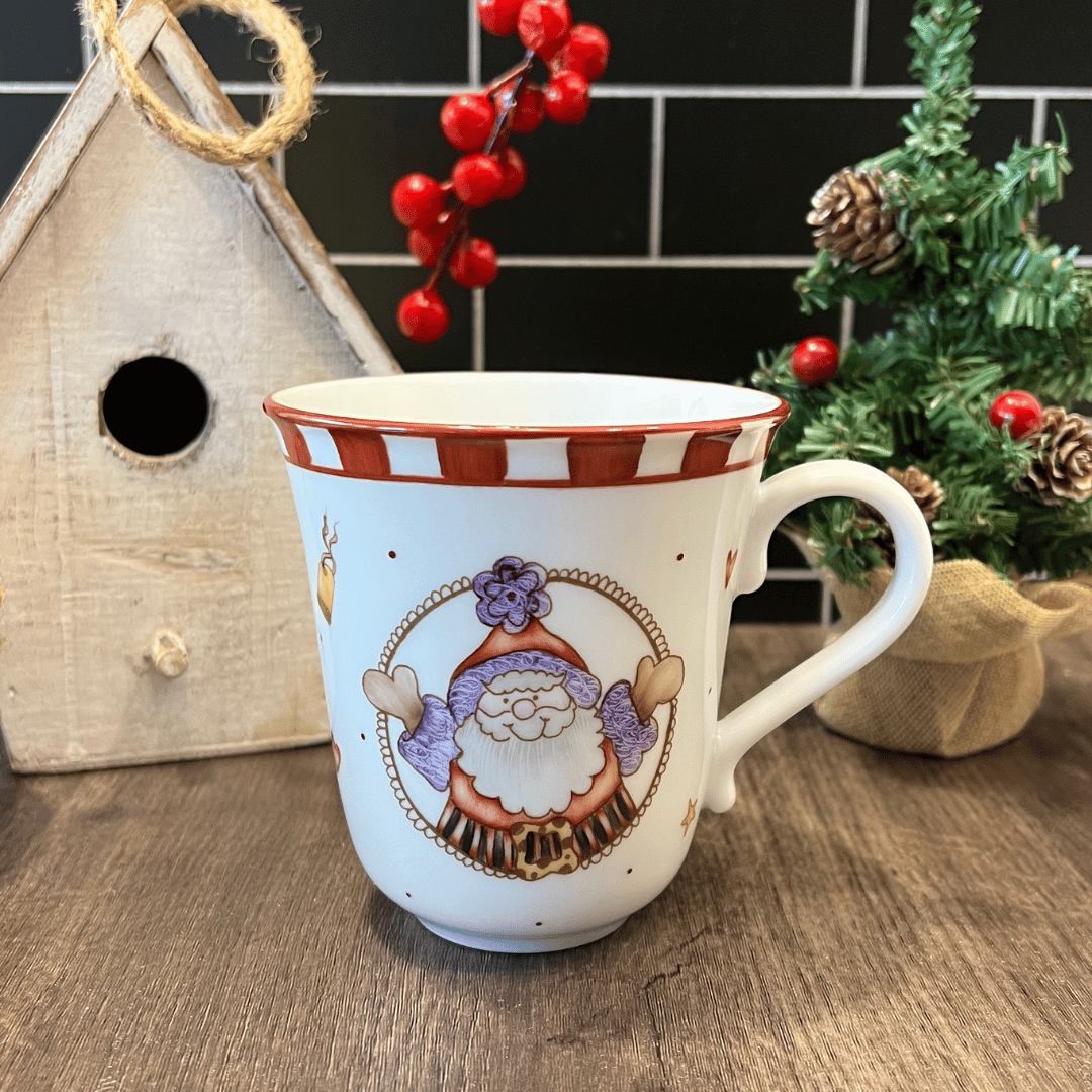 Taza Noel con cinturón 9,5cm alto "ÚLTIMA"